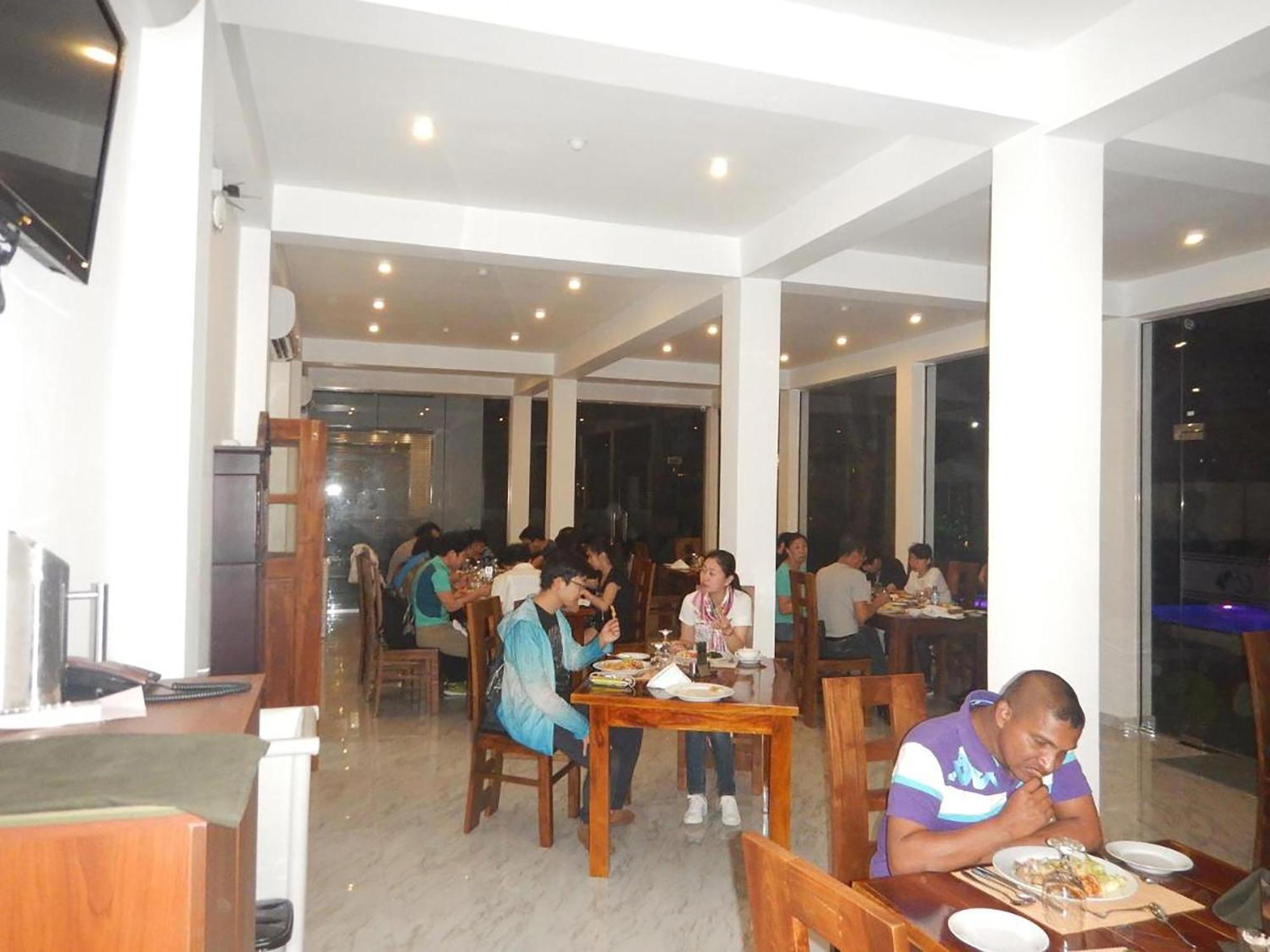 Elephant Eye Hotel Tissamaharama Bagian luar foto
