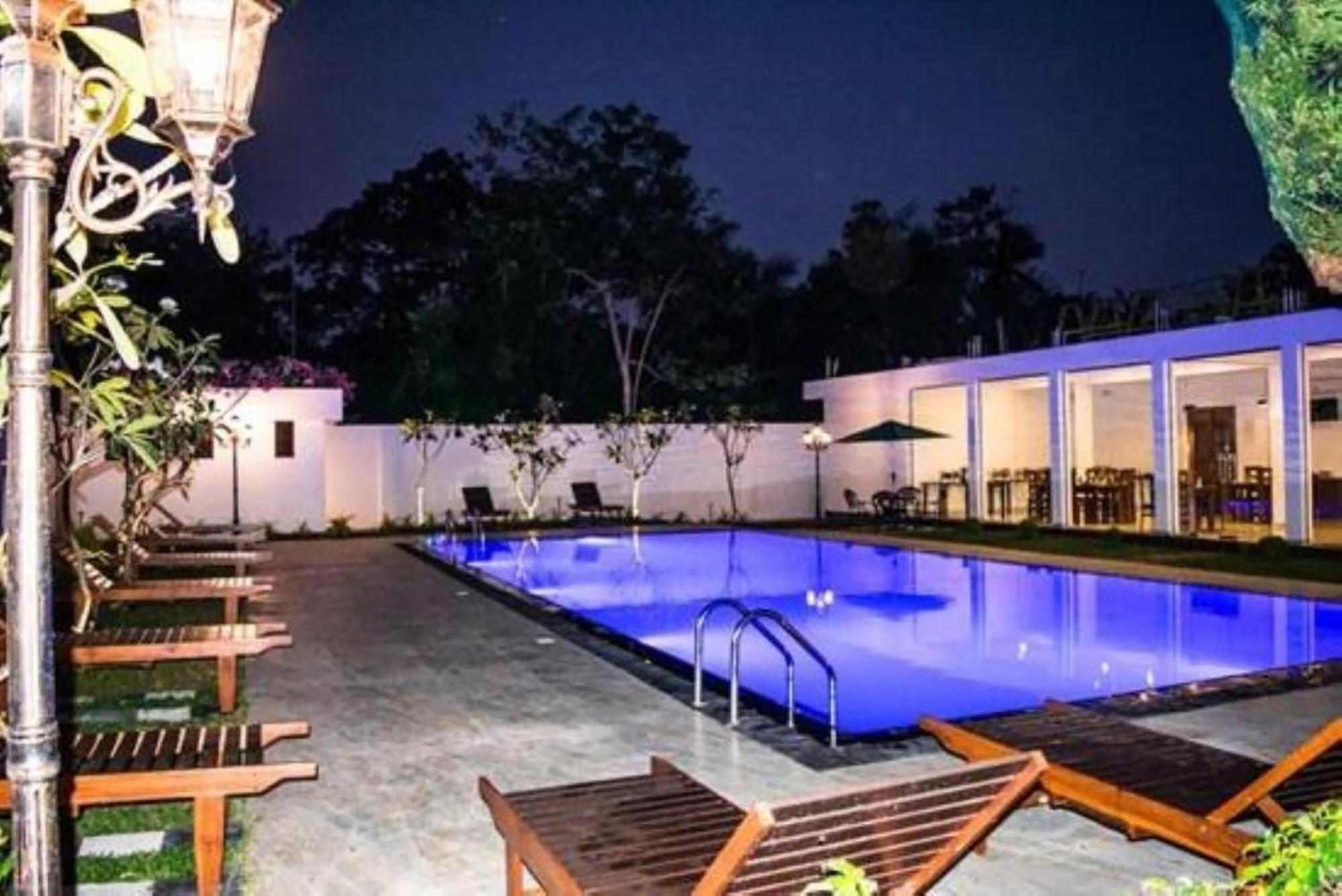 Elephant Eye Hotel Tissamaharama Bagian luar foto