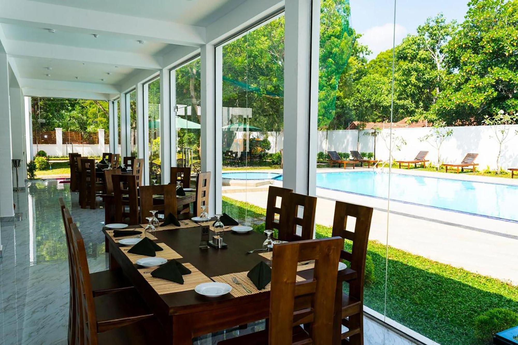 Elephant Eye Hotel Tissamaharama Bagian luar foto