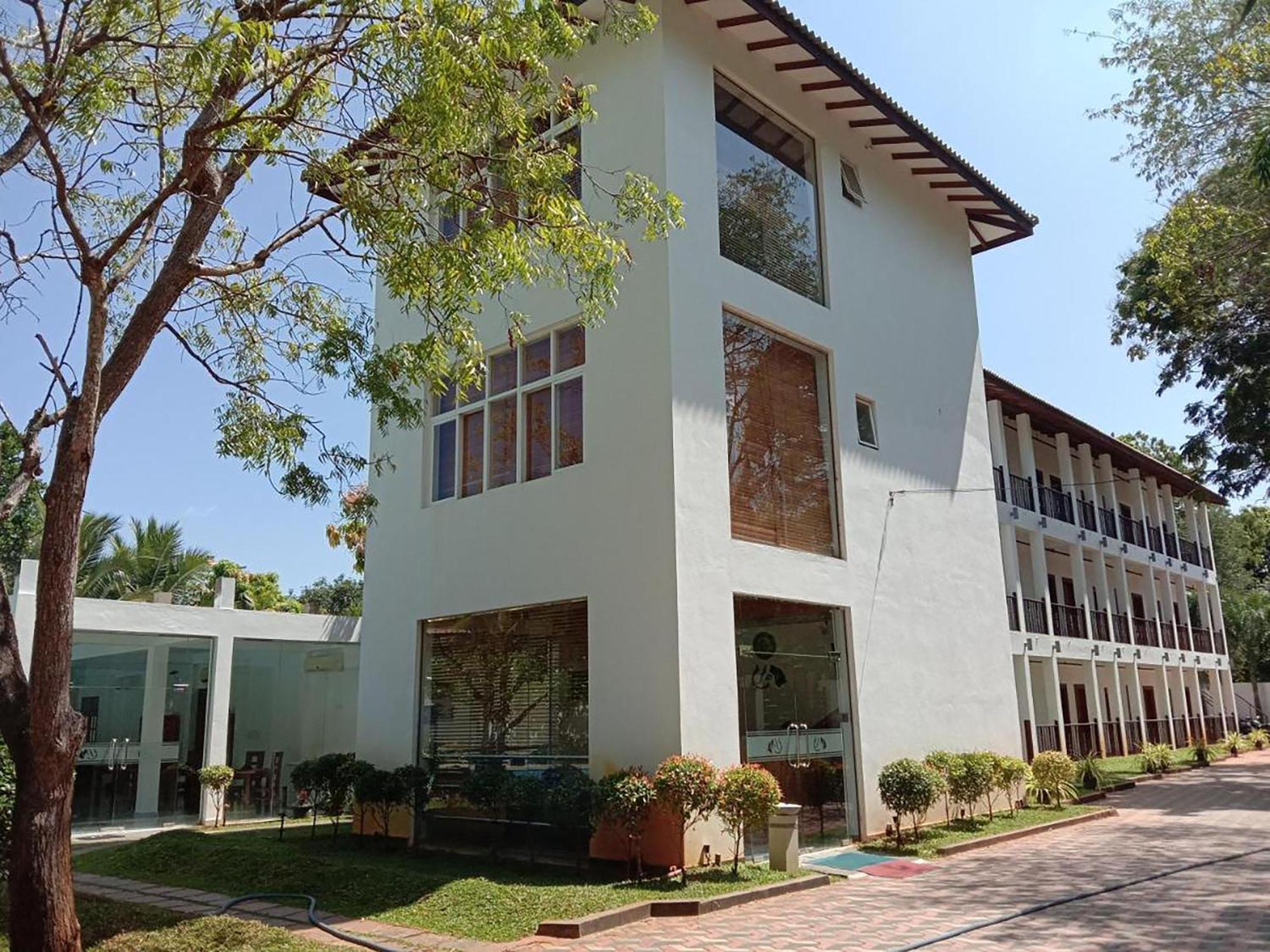 Elephant Eye Hotel Tissamaharama Bagian luar foto