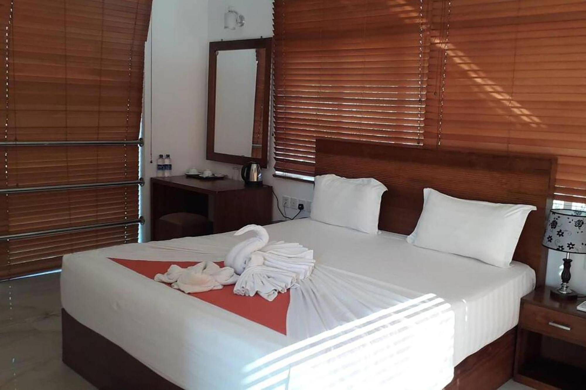 Elephant Eye Hotel Tissamaharama Bagian luar foto