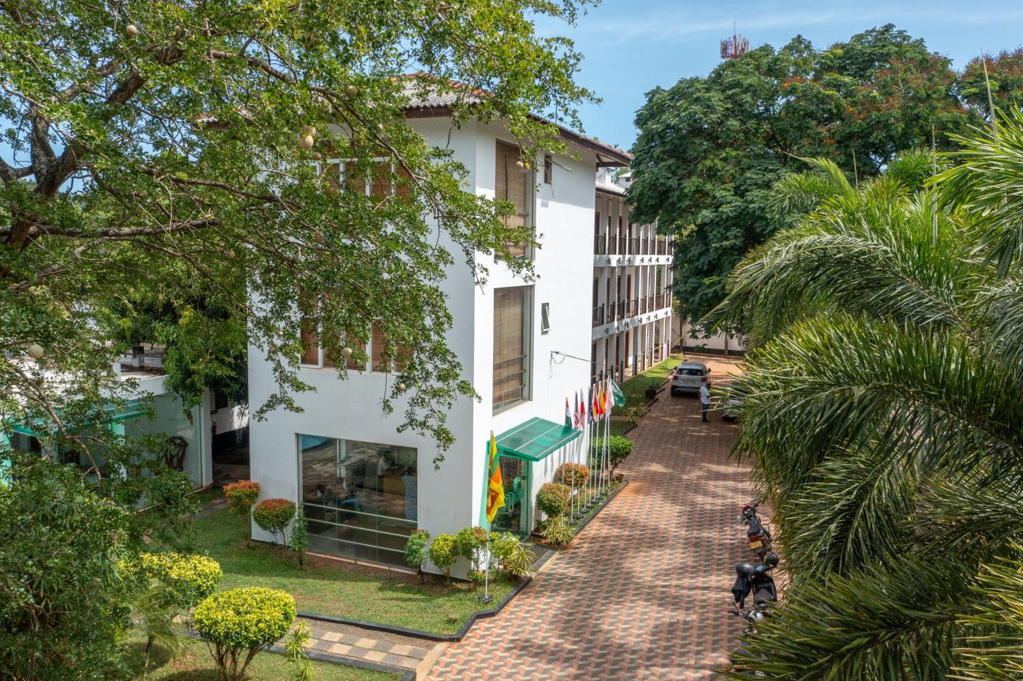 Elephant Eye Hotel Tissamaharama Bagian luar foto