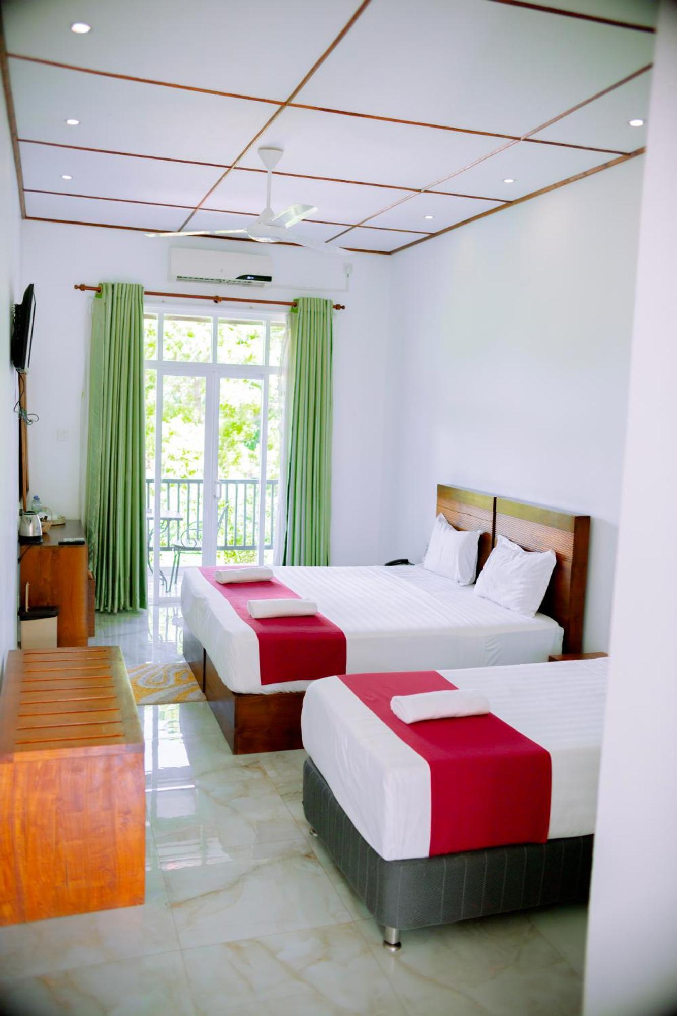 Elephant Eye Hotel Tissamaharama Bagian luar foto