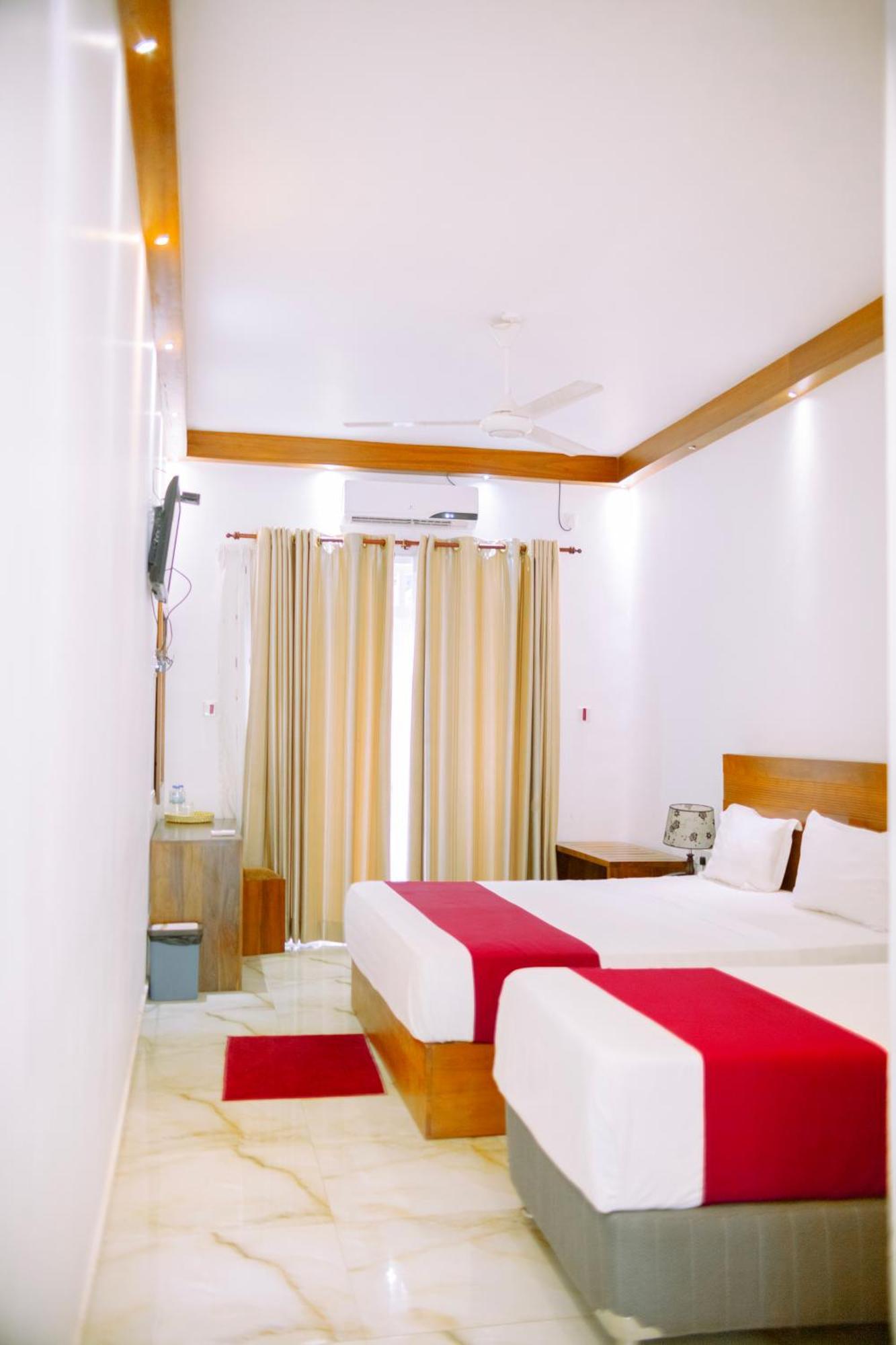 Elephant Eye Hotel Tissamaharama Bagian luar foto
