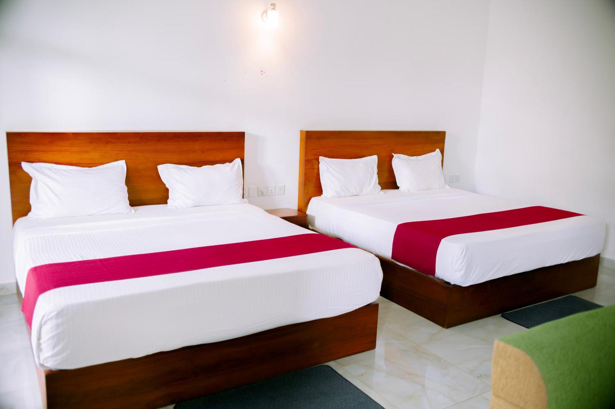 Elephant Eye Hotel Tissamaharama Bagian luar foto